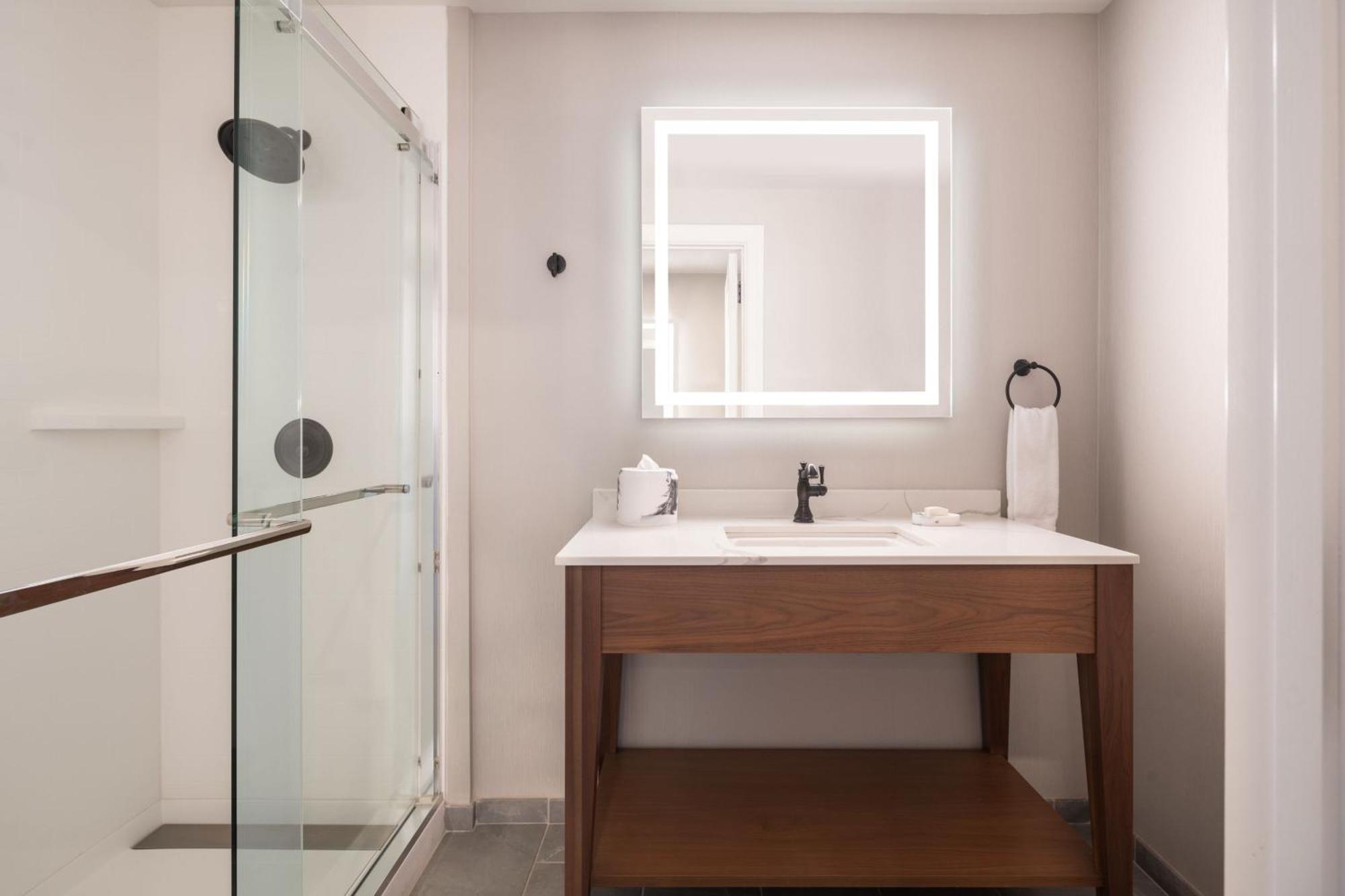 Blu-Tique, Akron, A Tribute Portfolio Hotel Ngoại thất bức ảnh